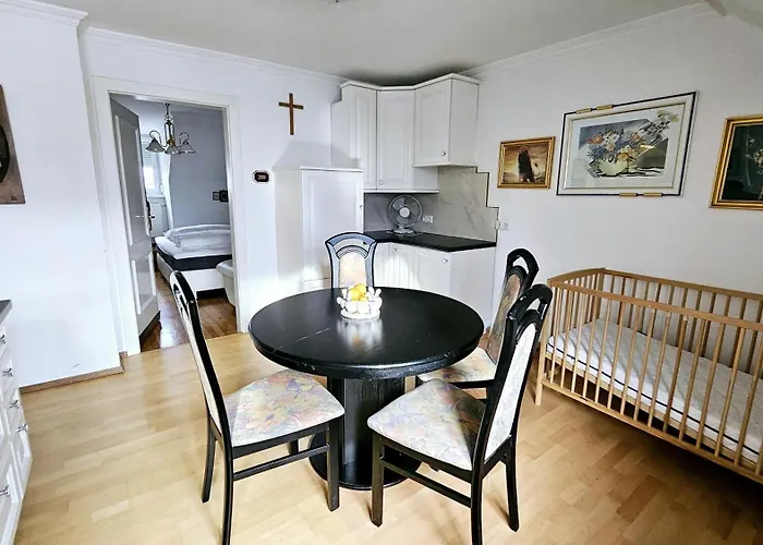 Hotel Hoeckner Plaza 4*