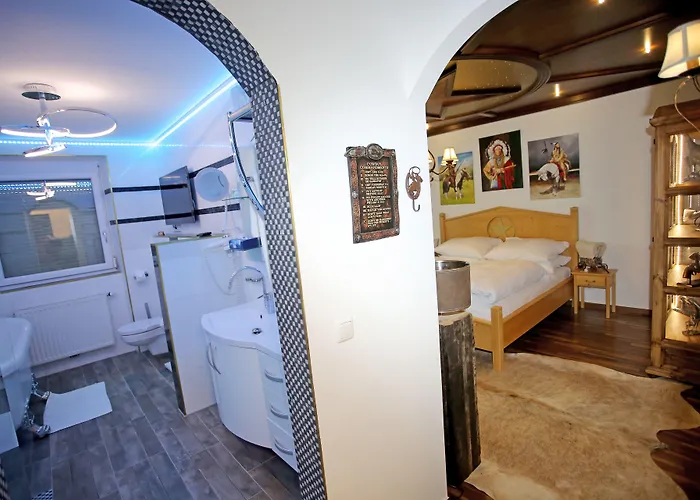 Hotel Hoeckner Plaza 4*