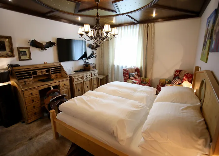 Hotel Hoeckner Plaza 4*