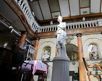 Hoeckner Plaza Hotel 4*