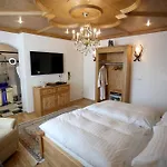 Hoeckner Plaza Ξενοδοχείο